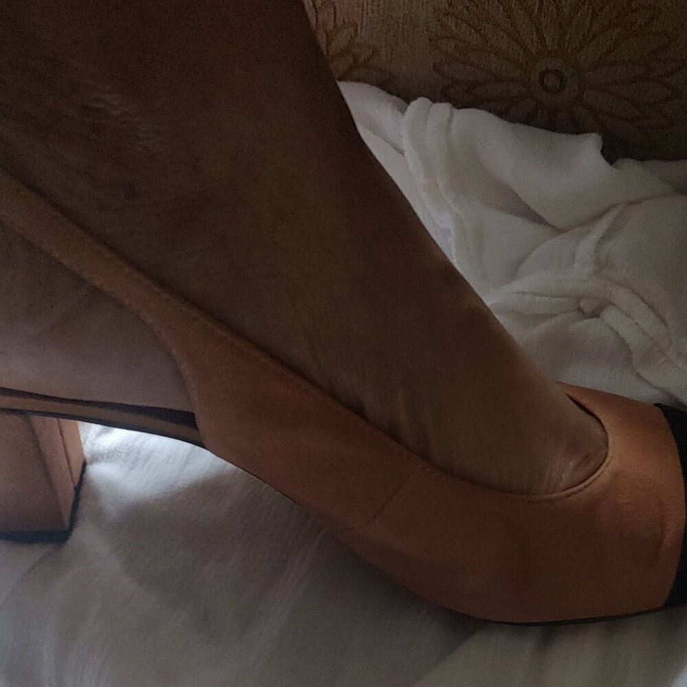 WOMEN'S SIZE 44 (W 12- M 10.5) "SHOES OF PREY" SPECTATOR TAN/BLACK SLING BACK - Picture 3 of 9